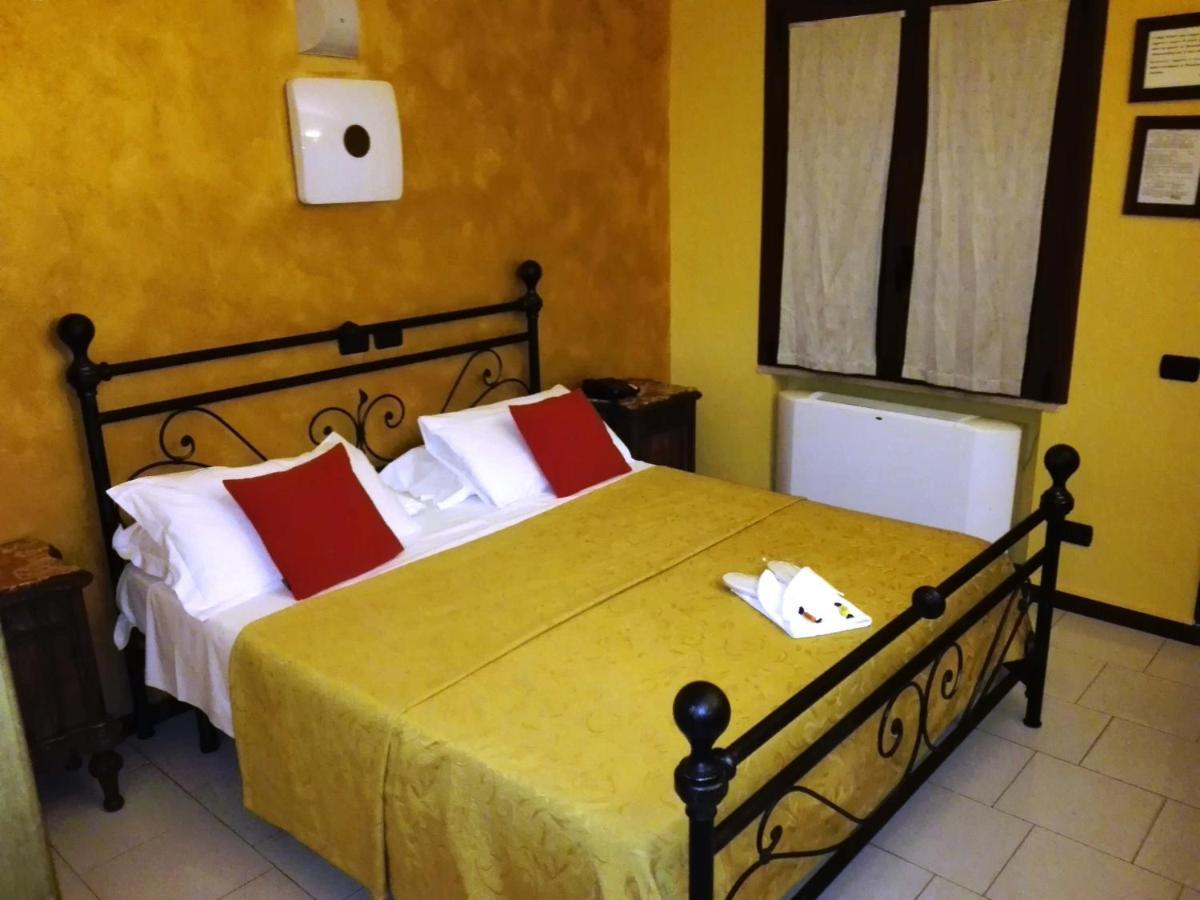 Hotel Motel Est Peschiera Borromeo Luaran gambar